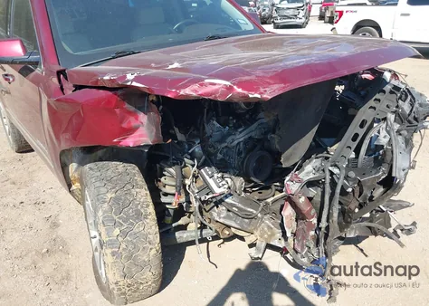 2020 GMC Yukon 4Wd Denali z USA, uszkodzony, nr VIN 1GKS2CKJ5LR127597